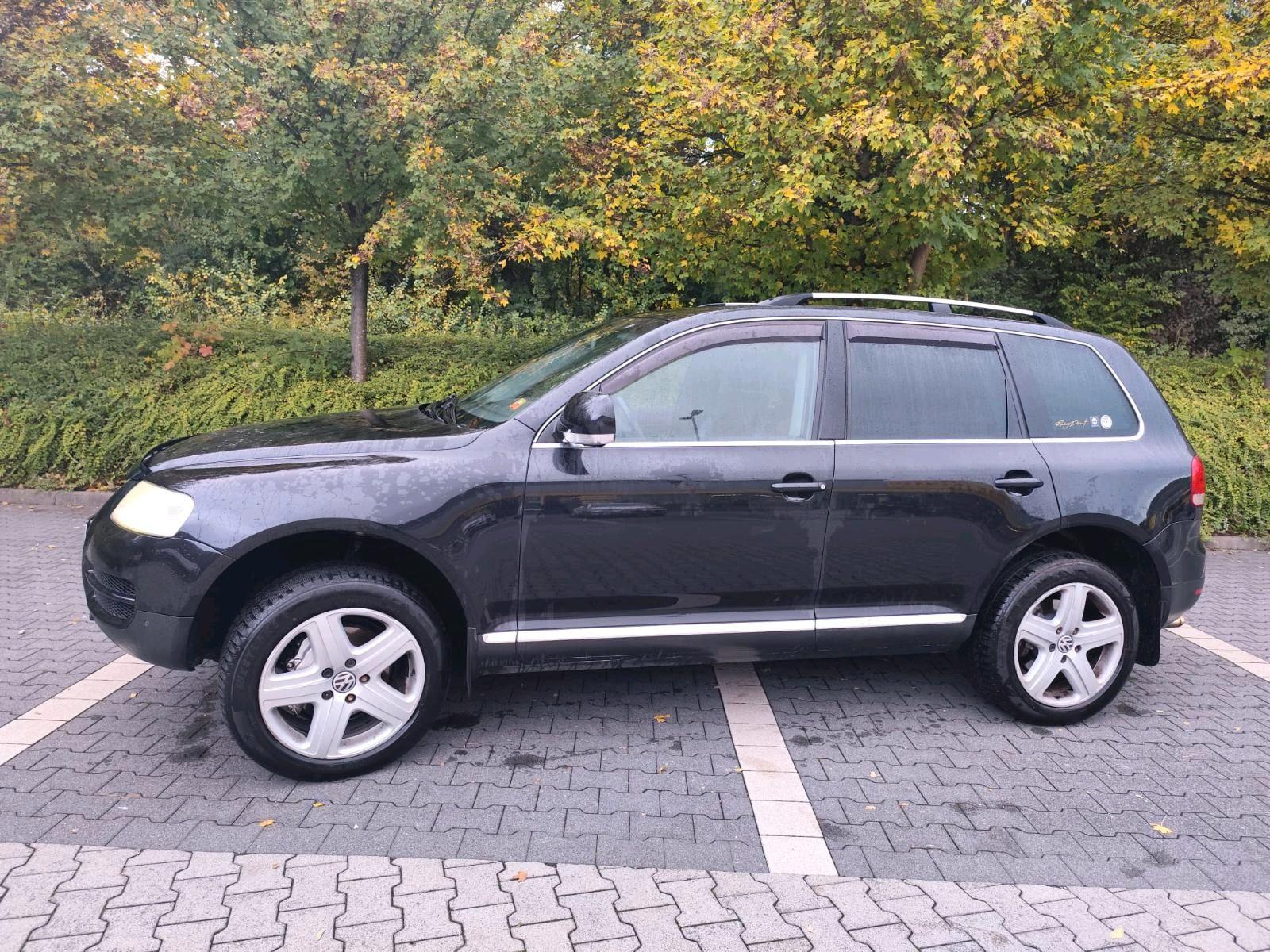 Volkswagen Touareg 2005 — вигляд ззаду