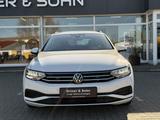Volkswagen Passat Variant,DSG,R-Kamera,Navi,LED-Licht,Lane - VW Gebrauchtwagen von 2022