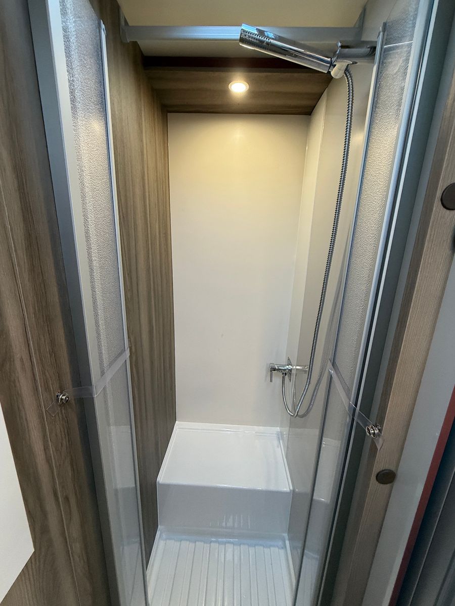 Fahrzeugabbildung Roller Team Kronos Fit 230 TL