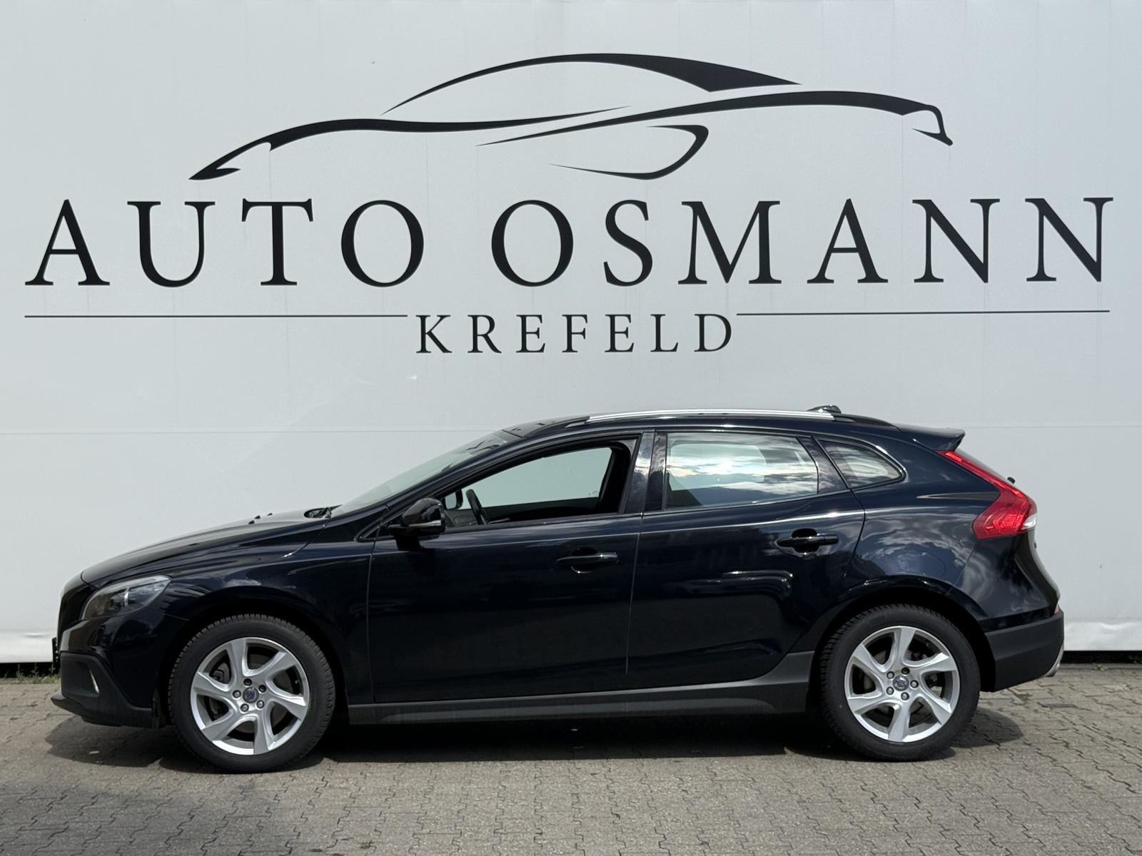 Volvo V40 Cross Country D3 Momentum/Bi-Xenon /Tempomat