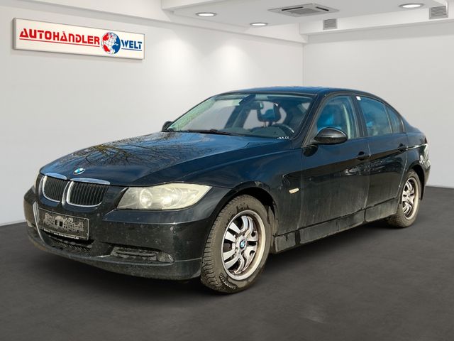 BMW 320i Lim. Sport Navi PDC AAC SHZ Tempo BT