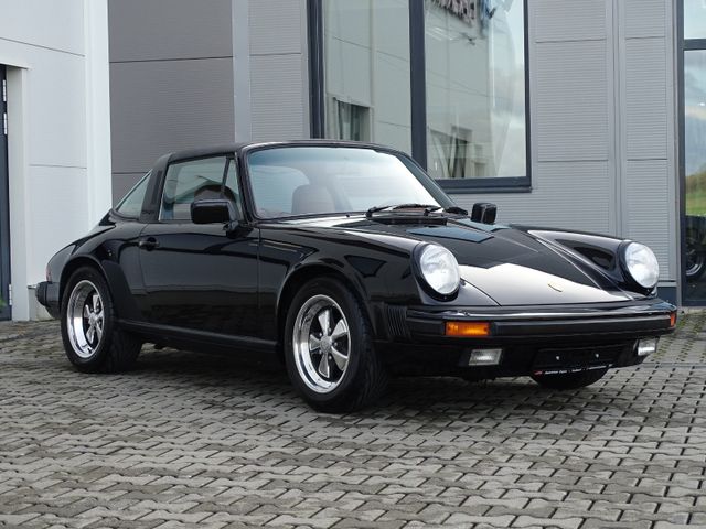 Porsche 911 Targa SC 3.0 Oldtimer