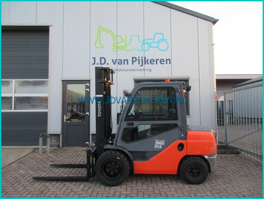 Toyota 52-8FDJF35 3.5t diesel 2016 sideshift+cabine