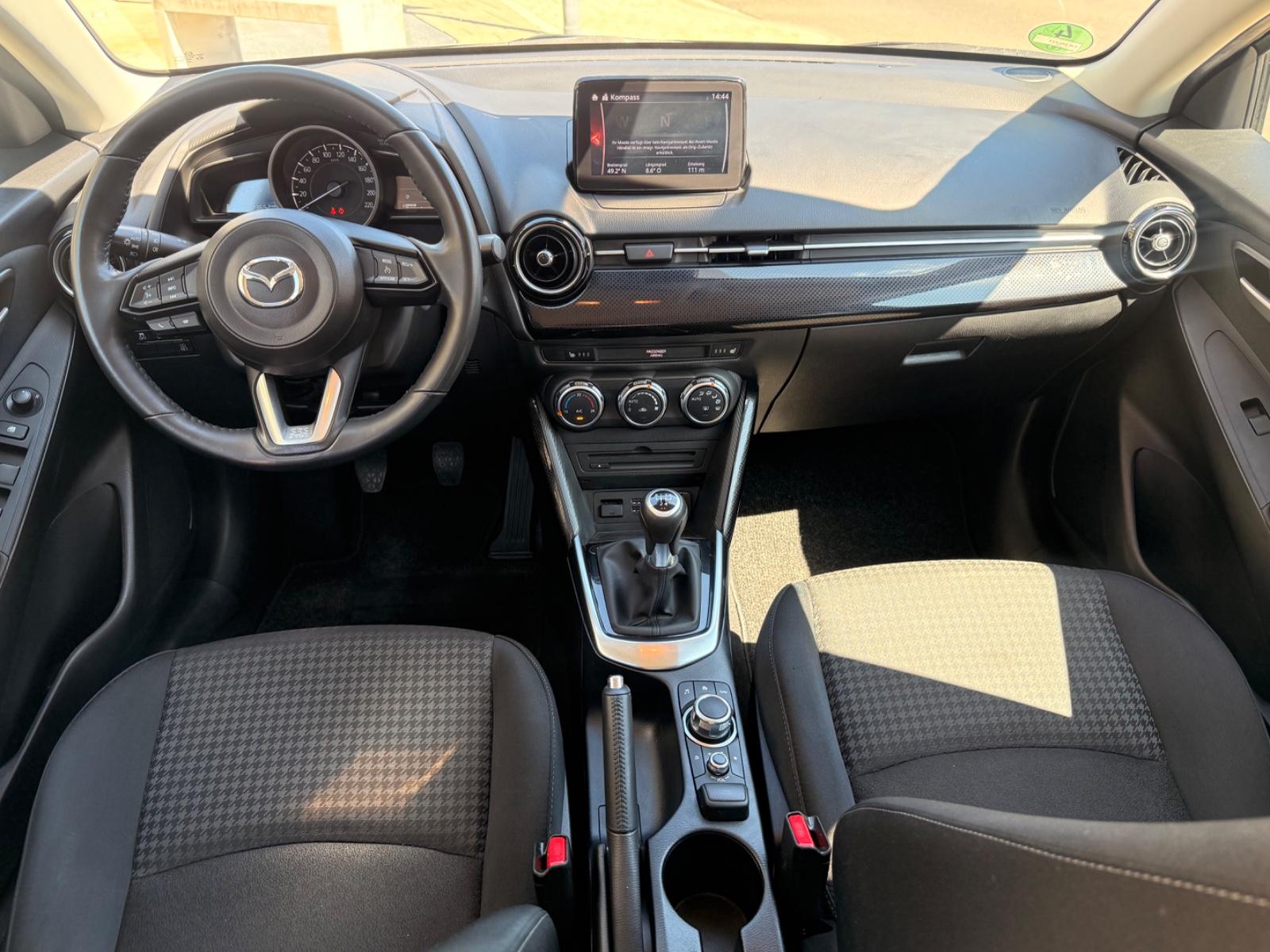 Mazda 2 Lim. Kizoku,23400km