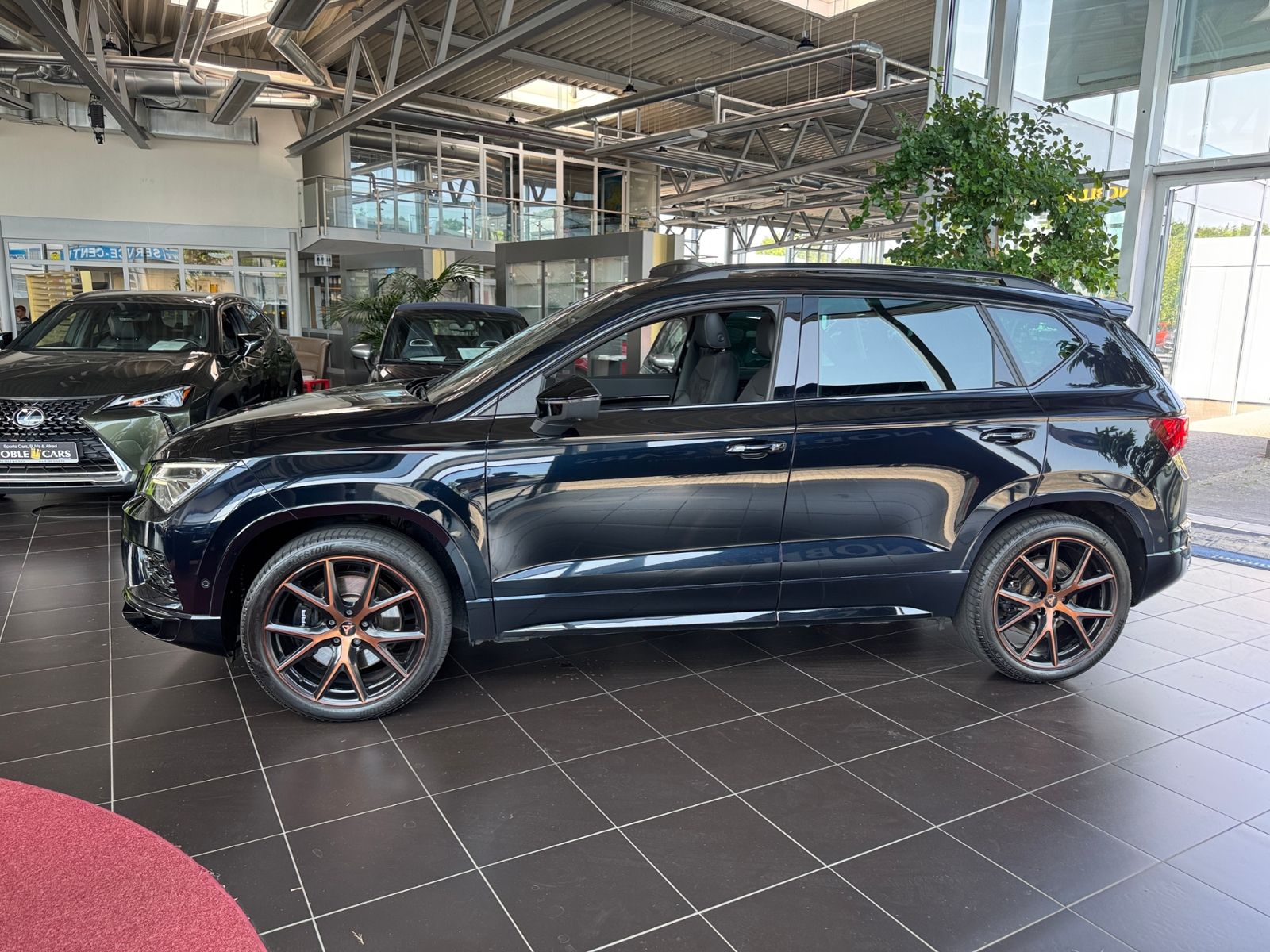 Fahrzeugabbildung CUPRA Ateca 2.0 TSI 4DriveLED NAVI AHK PANO