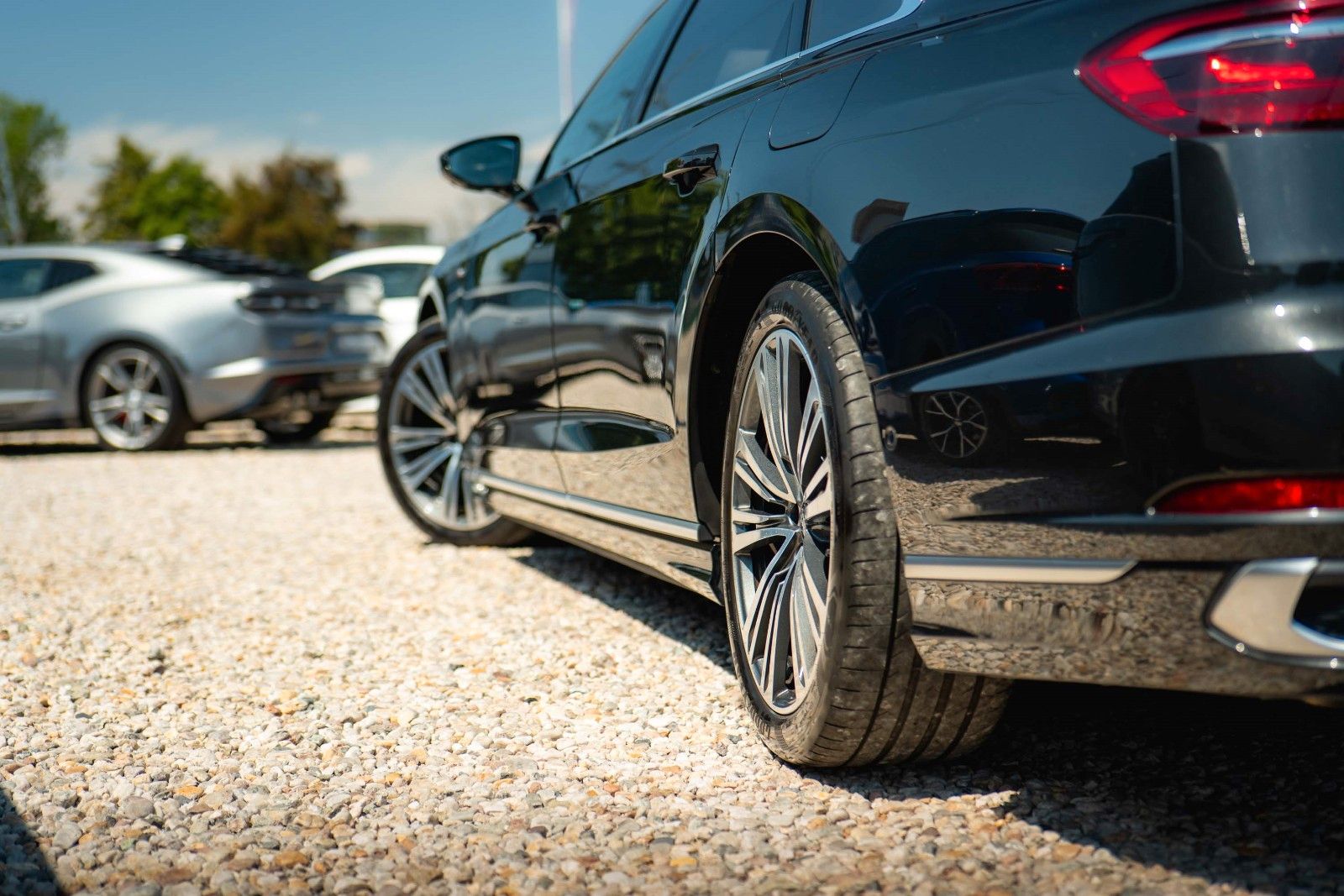 Fahrzeugabbildung Audi A8 60 TFSIe quattro S-Line *Dynamik*Pano*Massage