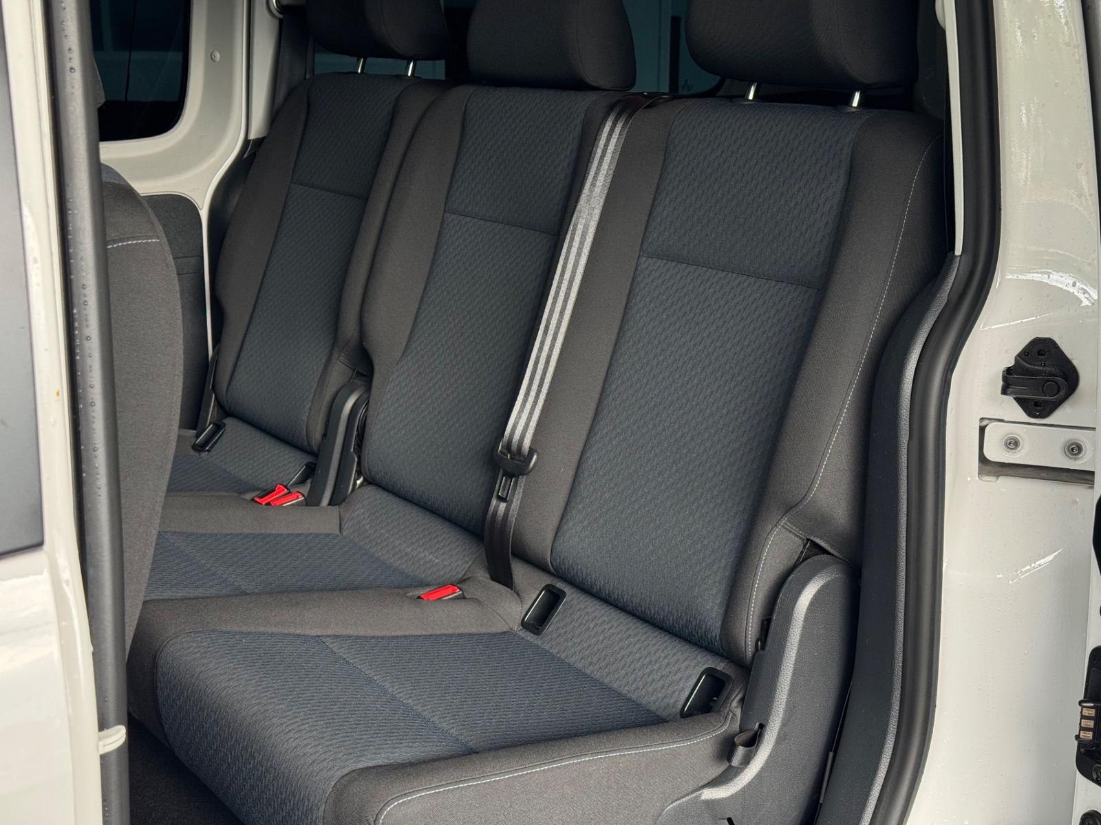 Volkswagen Caddy Maxi 1.4 TSI Behindertengerecht-Rampe