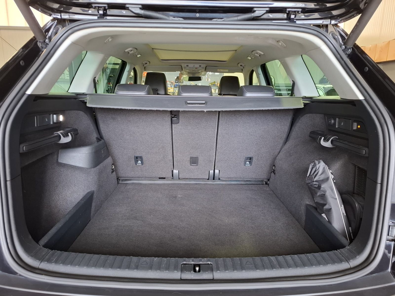 Fahrzeugabbildung SKODA Kodiaq 2.0 TDI 4x4 PANO*StandH*LEDER*CANTON*AHK