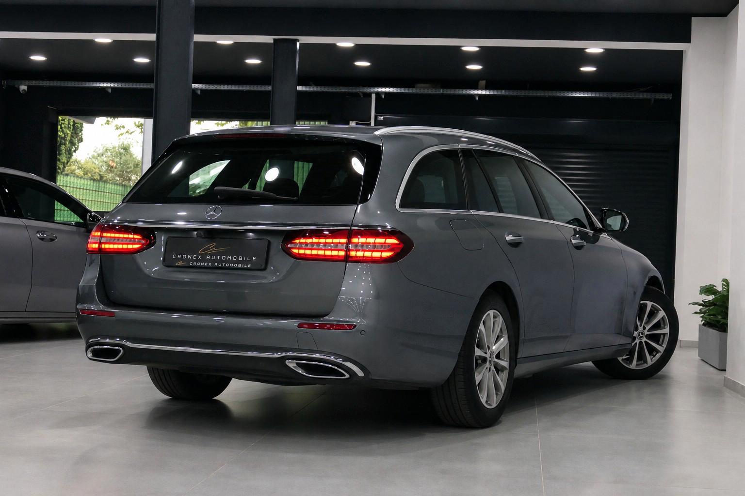 Mercedes-Benz E-Class d T Avantgarde/AHK/MBUX/RFK/LED/Standhzg., миниатюра 2