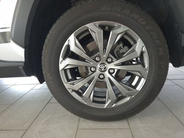 Toyota RAV 4 2.5 4x4 Hybrid Team Deutschland