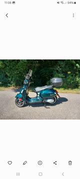 Vespa GTS300 Racing Sixties - VESPA GTS