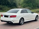 Mercedes-Benz E 350 4Matic AMG-PAKET SSD DISTRONIK TOTWINK VOL - Mercedes-Benz E-Klasse: AMG Paket