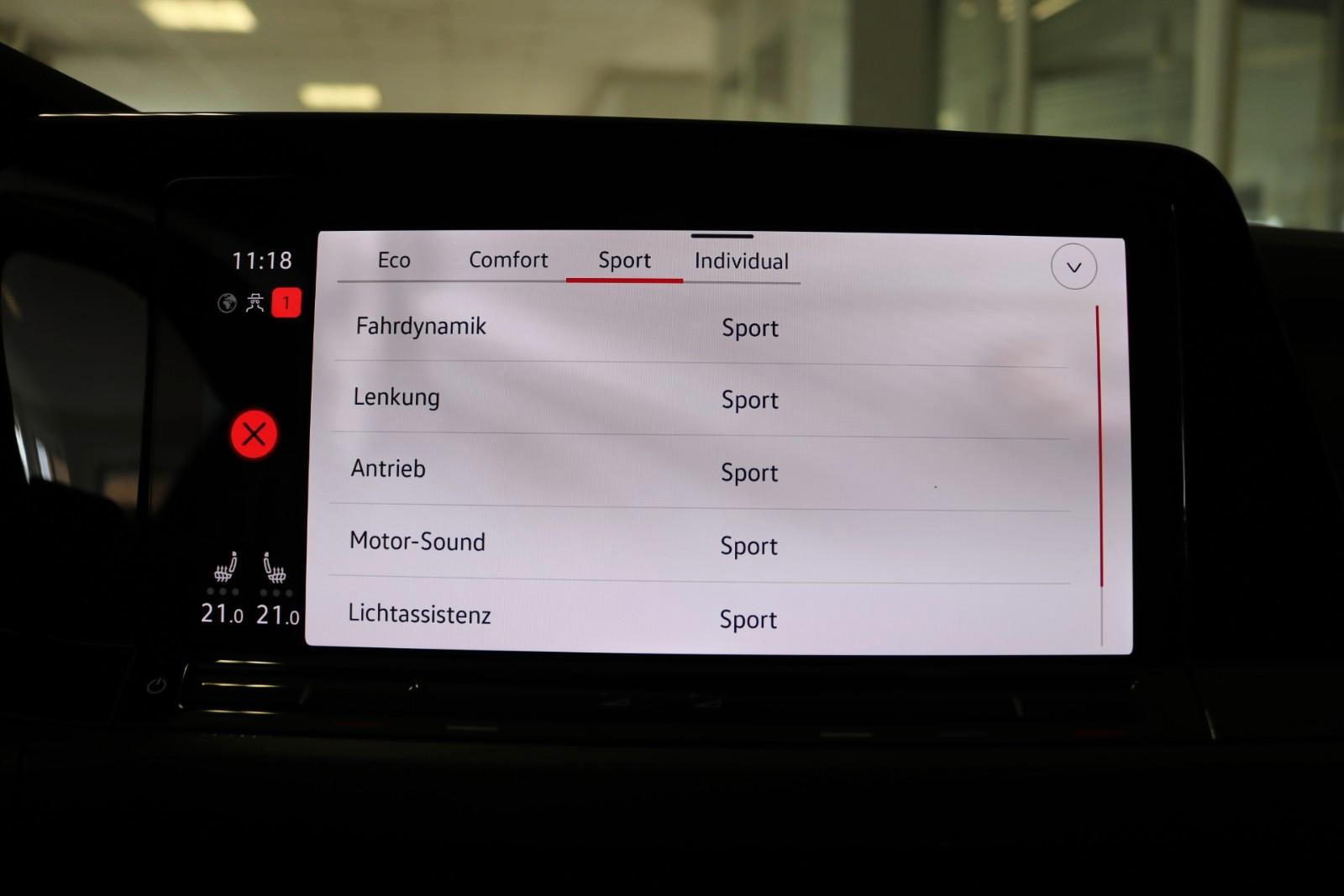 Volkswagen Golf VIII GTI Clubsport Matrix HUD Kamera Pano, миниатюра 18