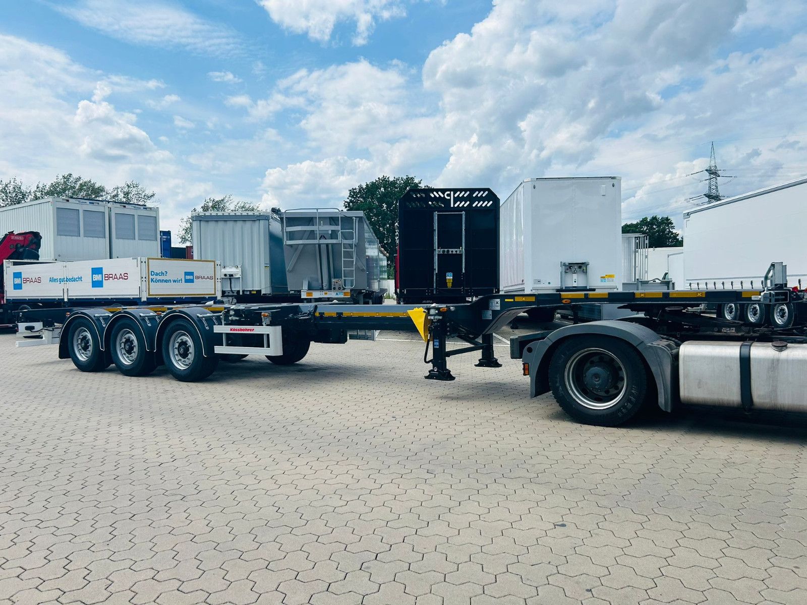 Fahrzeugabbildung Kässbohrer K.SHG Multi Containerchassis ausziehbar