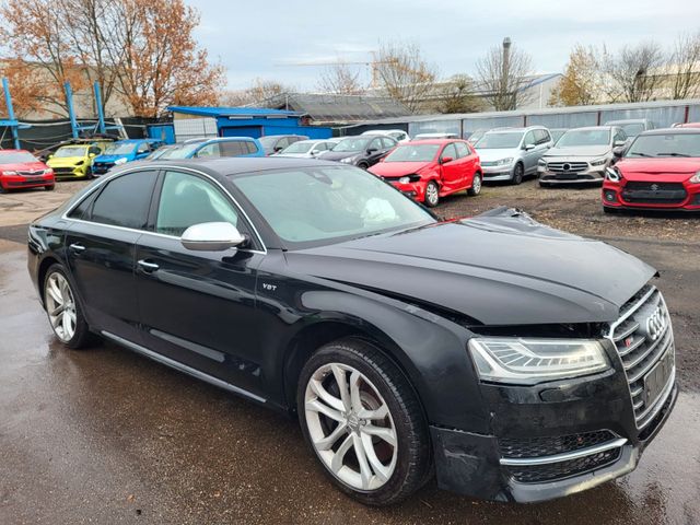 Audi S8 4.0 TFSI quattro