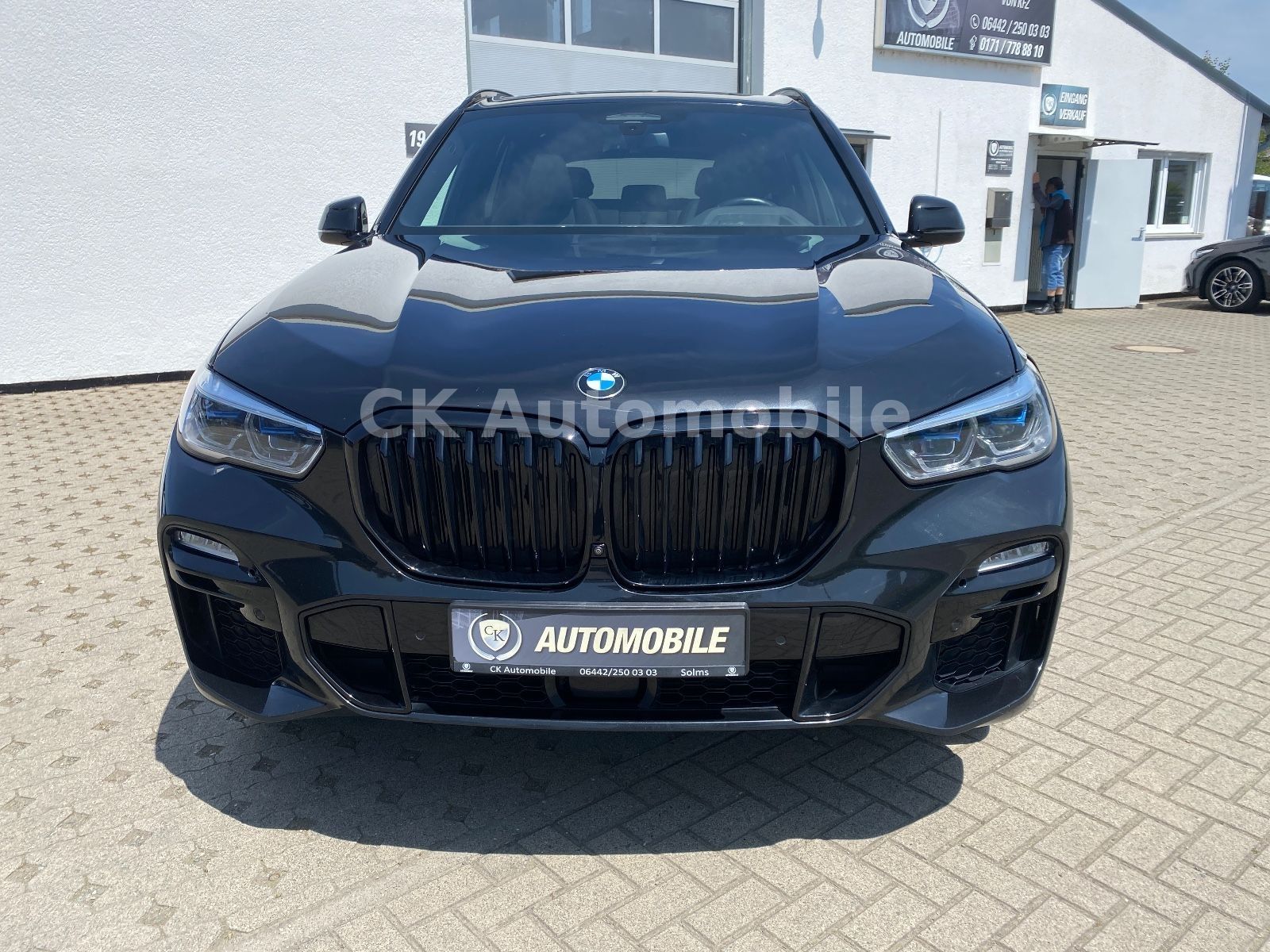 Fahrzeugabbildung BMW X5 xDrive 40d M-Sport/laser/Head-Up/Pano/ACC/AHK