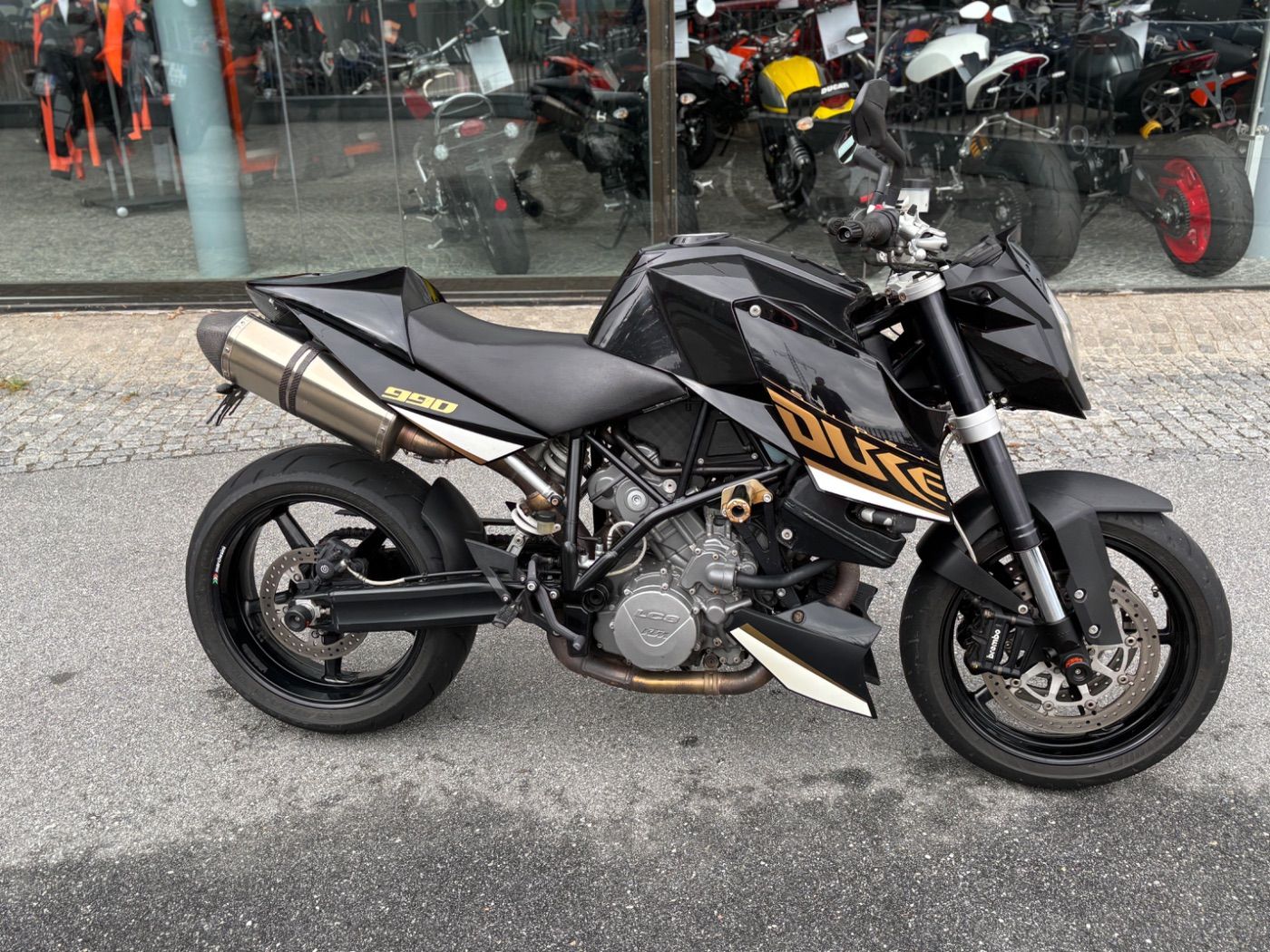 Fahrzeugabbildung KTM 990 Super Duke
