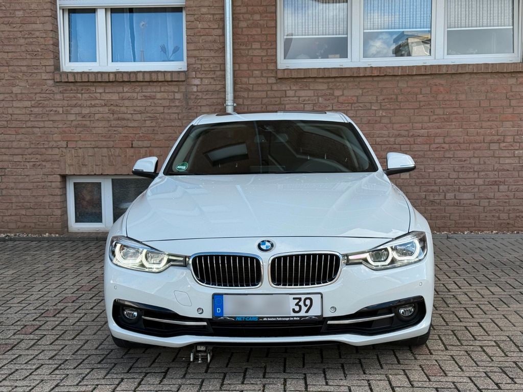 Image of BMW 320
