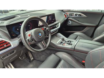 BMW XM - 9