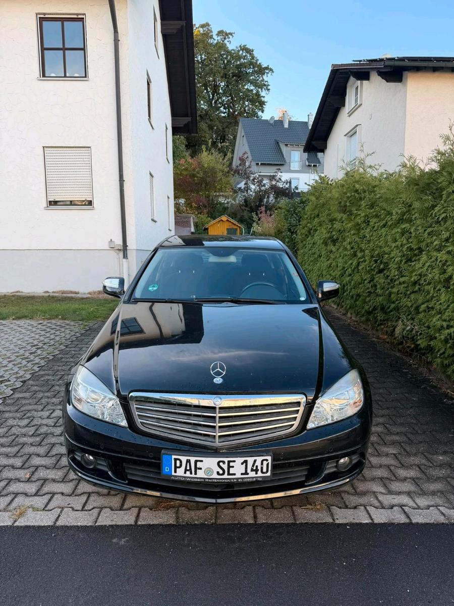 Mercedes-Benz C 180