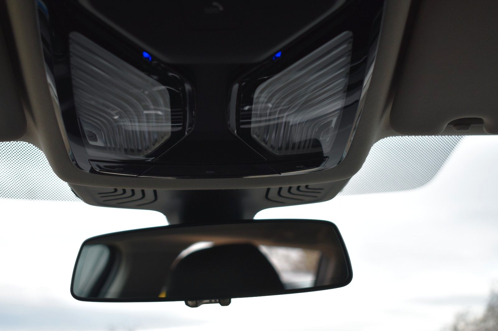 Fahrzeugabbildung BMW 520d Touring M Sportfahrwerk HUD AHK Keyless ACC