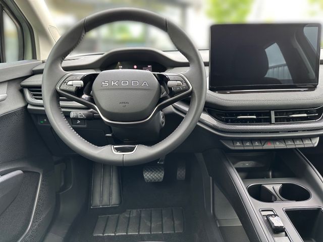 Elroq 50 Tour Studio *NAVI*LED*KEYLESS*LANEASS*