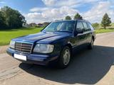 Mercedes-Benz W124 E220 T-Modell, Klima, L... - Mercedes-Benz W124 t modell Gebrauchtwagen