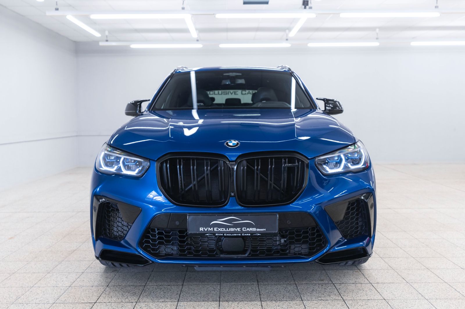 Fahrzeugabbildung BMW X5 M Competition B&W LASER HUD 360° PANO ACC