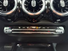 Fahrzeugabbildung Mercedes-Benz GLB 200d - App*Kamera*Tempomat*17"LM"!!!