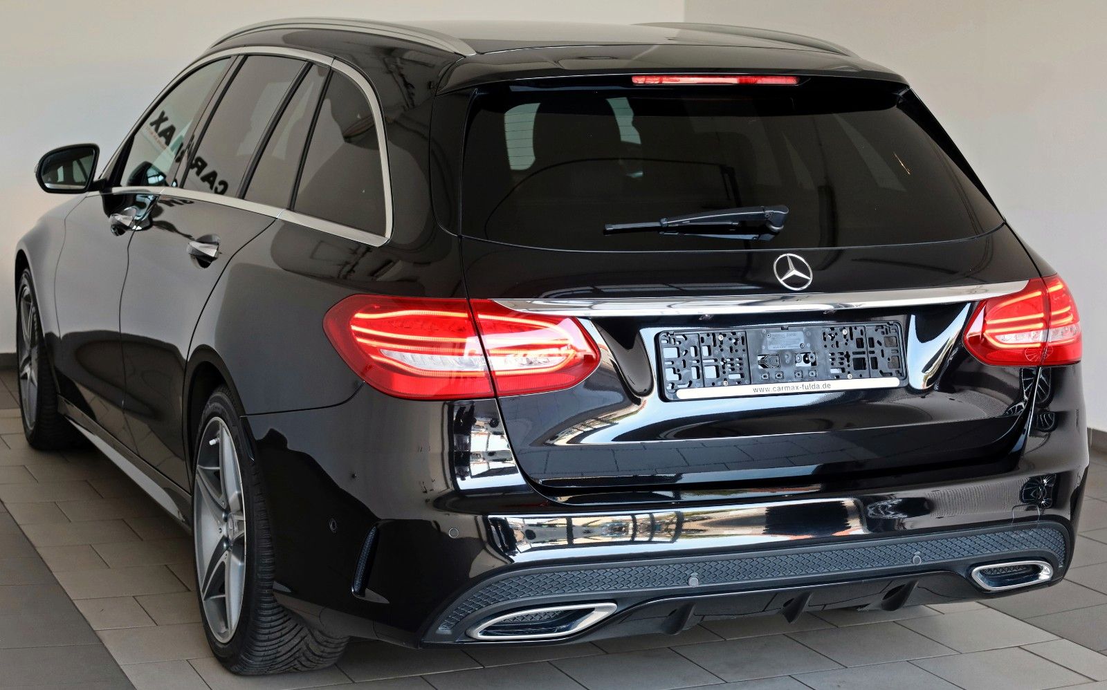Fahrzeugabbildung Mercedes-Benz C 220d T, AMG Line,HeadUp,ACC,Keyless,Burmester