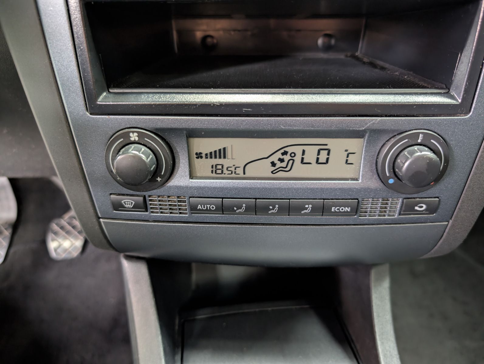 Fahrzeugabbildung SEAT Ibiza 1.6 Sport Edition TÜV*KLIMA*16" ALU