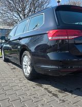 Volkswagen Passat Variant 2.0 TDI SCR DSG Comfortline V...