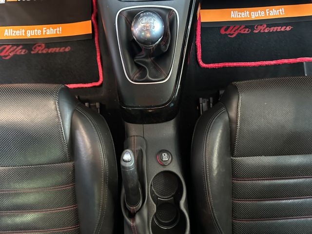 Alfa Romeo Giulietta *BI-XENONAFS)*2-ZONEN*TEMPO*SPORT*