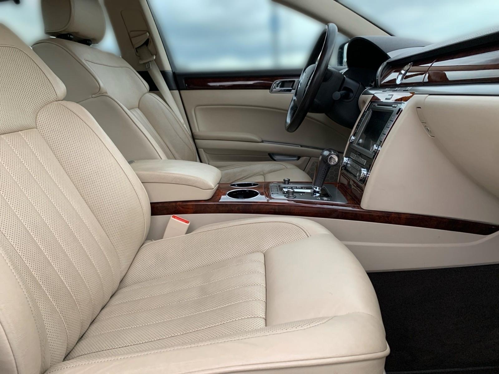 Volkswagen Phaeton V6 TDI 4Motion lang/BiXenon/Navi/Leder