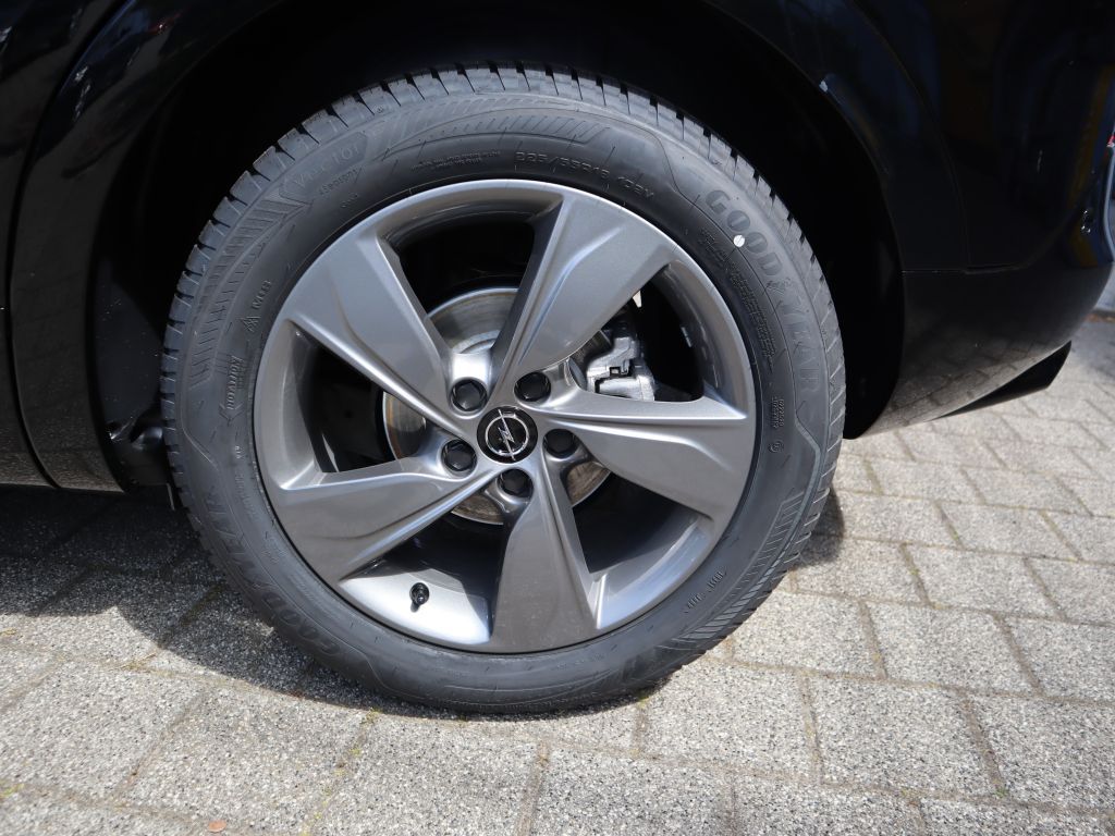 Fahrzeugabbildung Opel Grandland 1.2 DI GS+LED+Allwetter+AGR+NaviPro