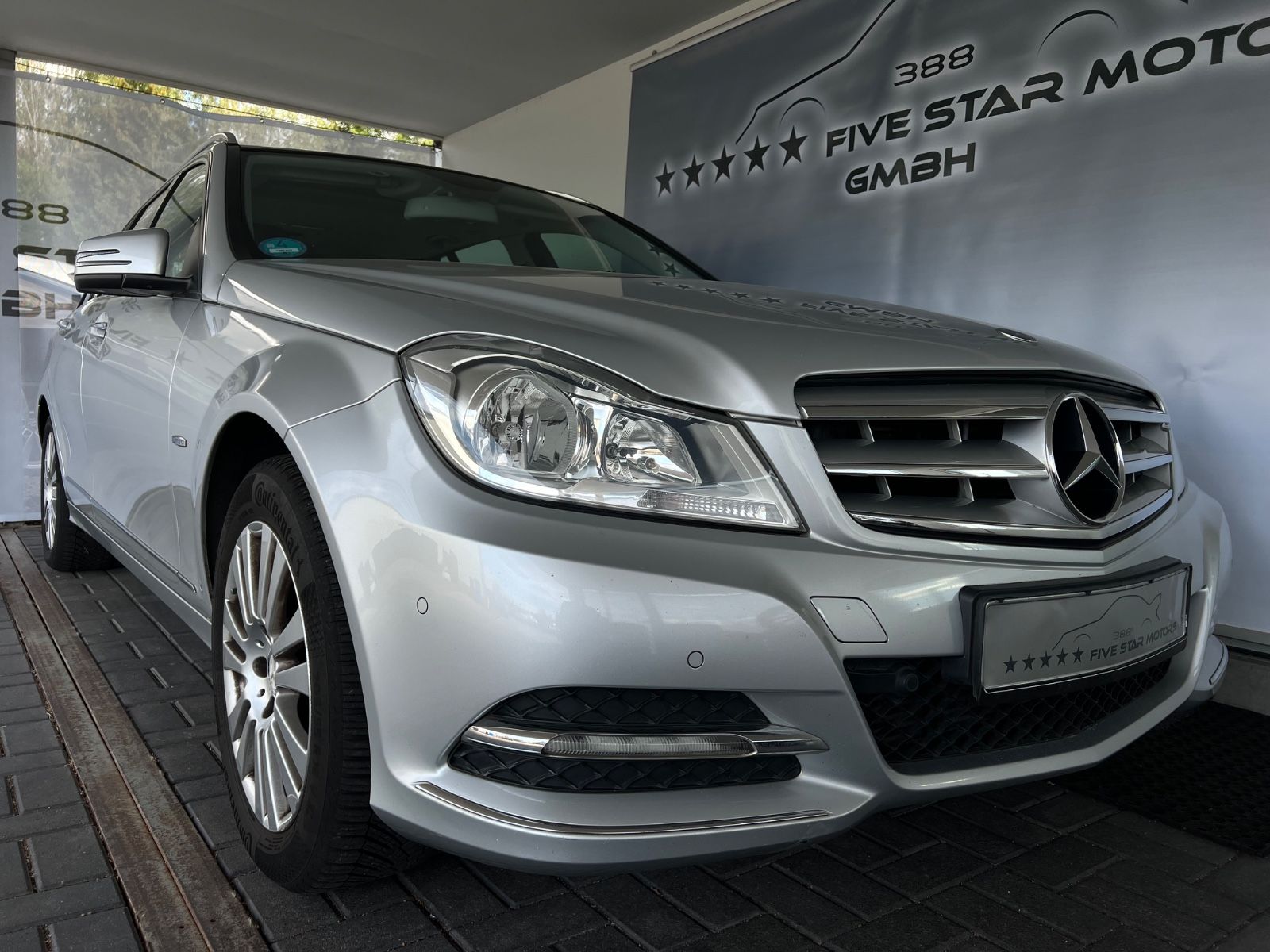 Mercedes-Benz C 180 T BE MOPF ELEGANCE *AUT*AHK*NAVI*TEMP*PTS*