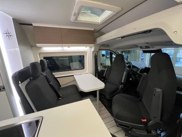 Westfalia Columbus 600 D 140 PS 8G Zusatzbett Solar ACC