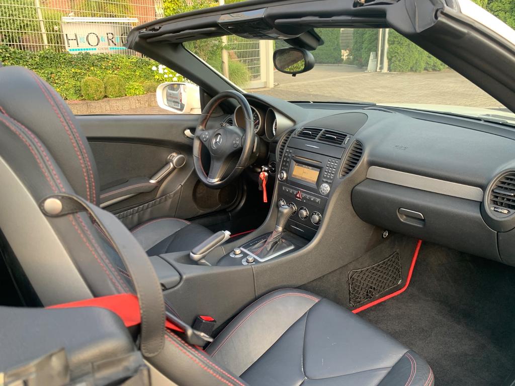 Mercedes-Benz SLK 280