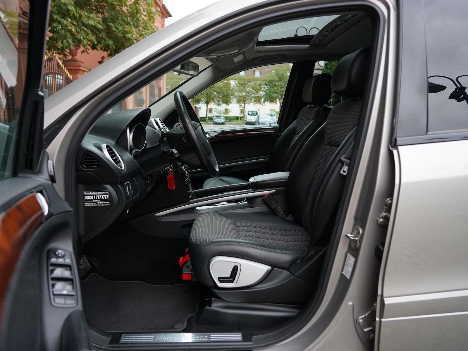 Mercedes-Benz ML 320 CDI 4Matic*Carplay~AHK~S-Dach~Luft~Xenon*