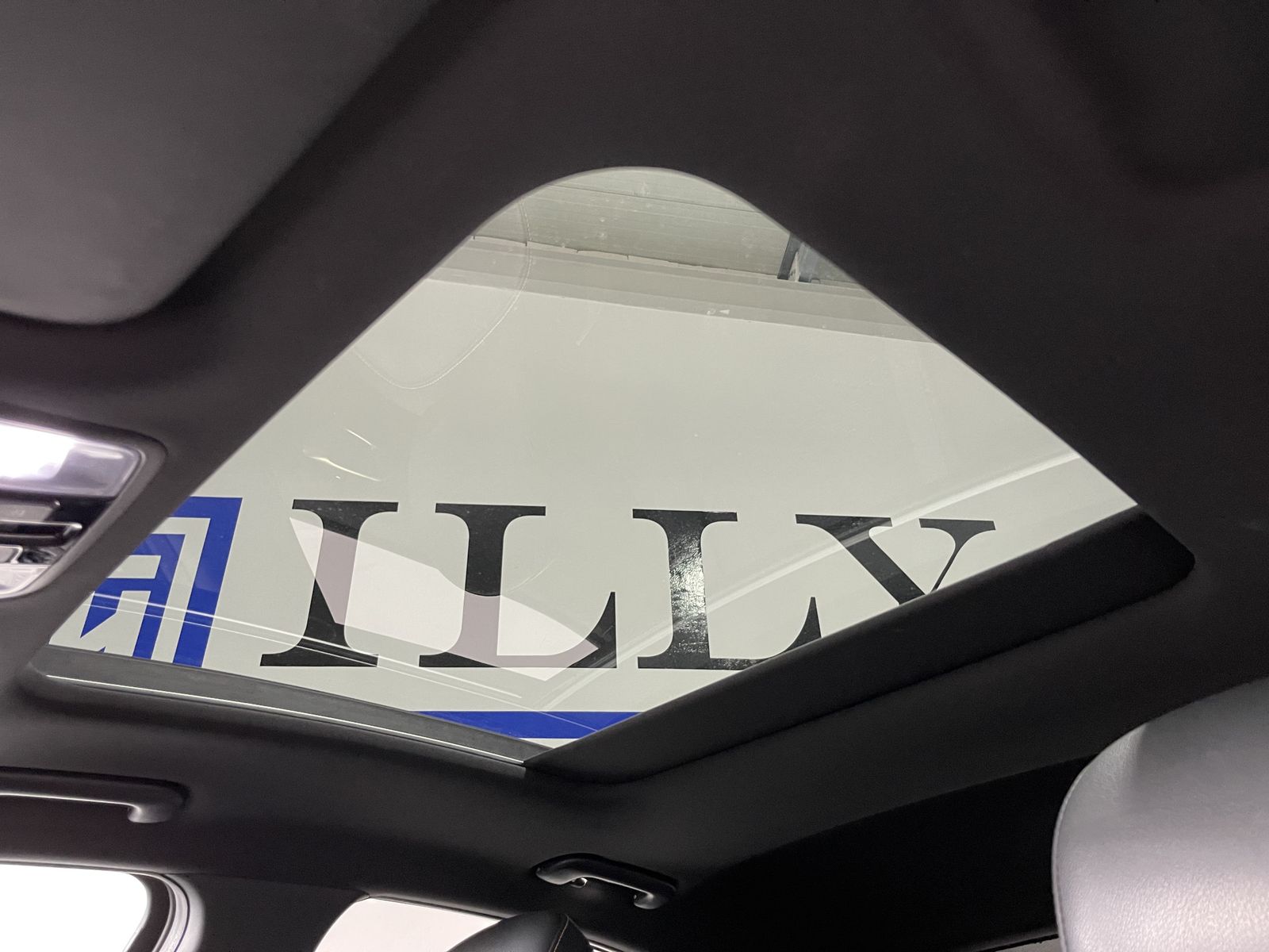 Fahrzeugabbildung Kia XCeed Launch Edition 1.4 GDI*LED*Leder*Cam*Navi*