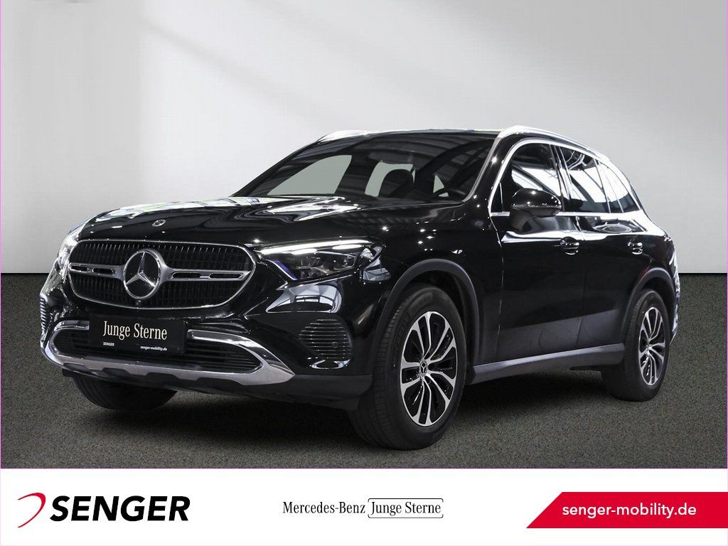 MERCEDES-BENZ GLC 220 d 4M Avantgarde DigitalLight Pano 360°-K