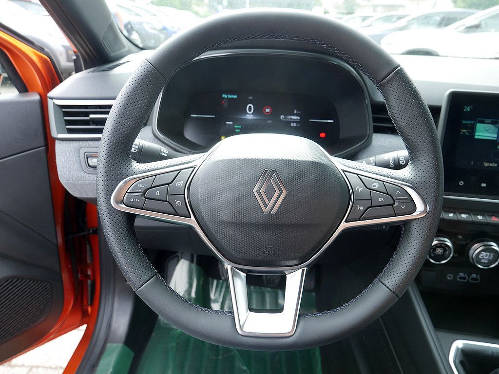 Fahrzeugabbildung Renault Clio Techno TCe 90