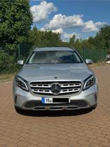 Mercedes-Benz GLA 180 URBAN DCT - Top gepflegt & kaum Gefahren - Mercedes-Benz GLA-Klasse Gebrauchtwagen in Hannover