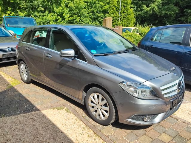 Mercedes-Benz B 180 B -Klasse B 180/AHK/KLIMA/MFL