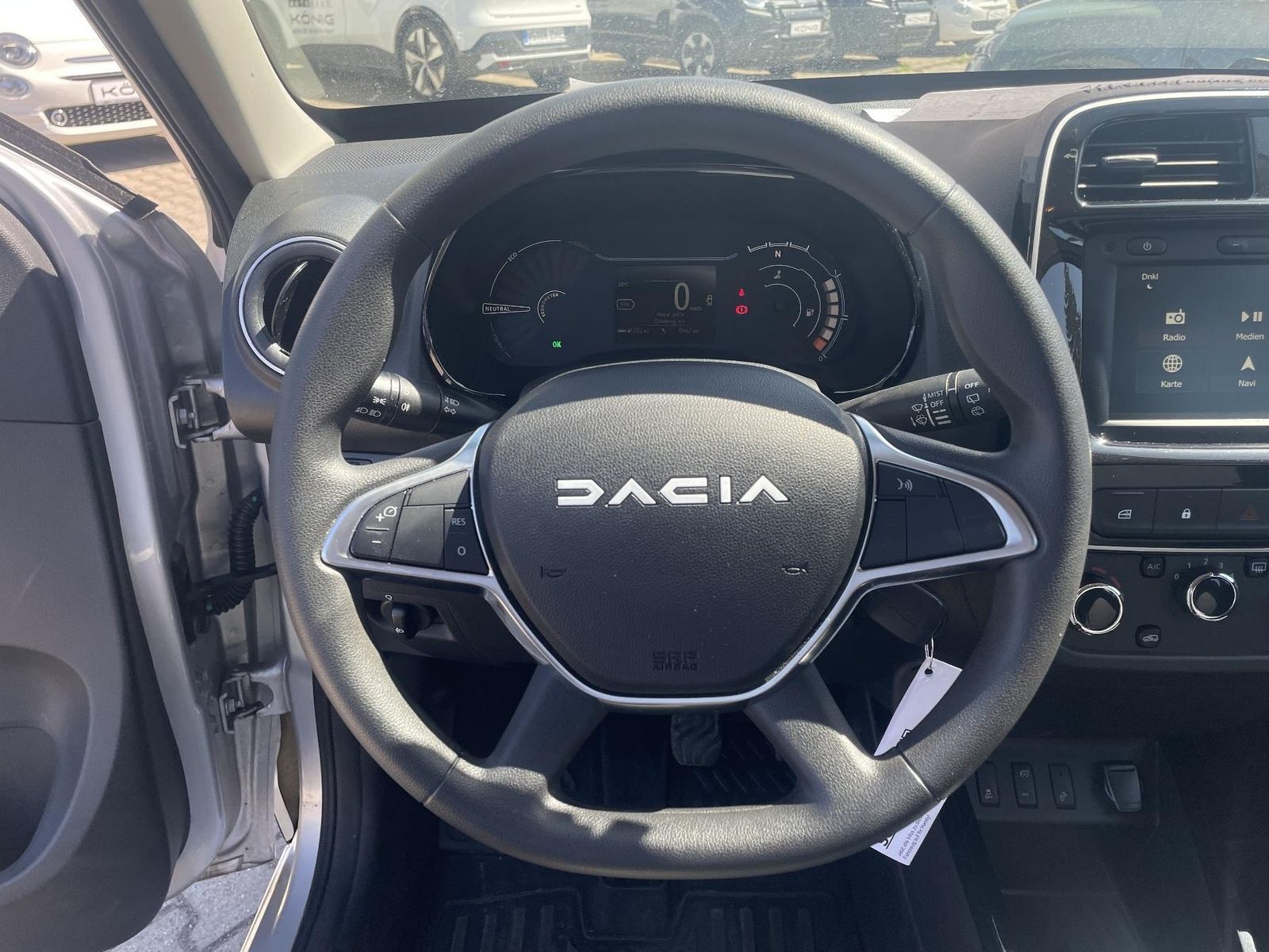 Dacia Spring - Bild 11