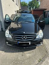 Mercedes-Benz Mercedes R-Klasse 320 Dieselautomatik - Mercedes-Benz E 320 aus 2009