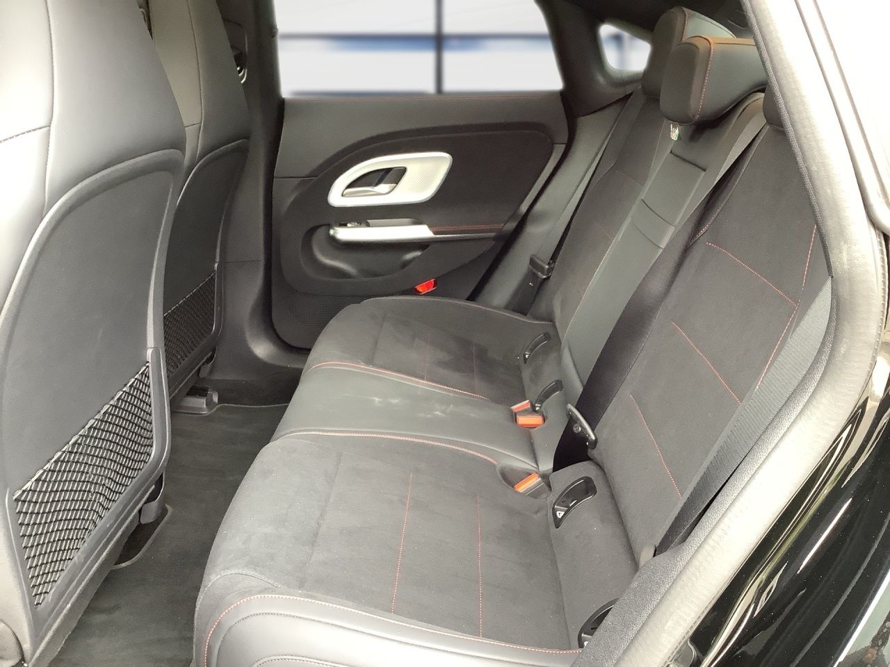 Fahrzeugabbildung Mercedes-Benz CLA 350 4M elektrisch AMG+PANO+NIGHT+MEMORY+KEYL