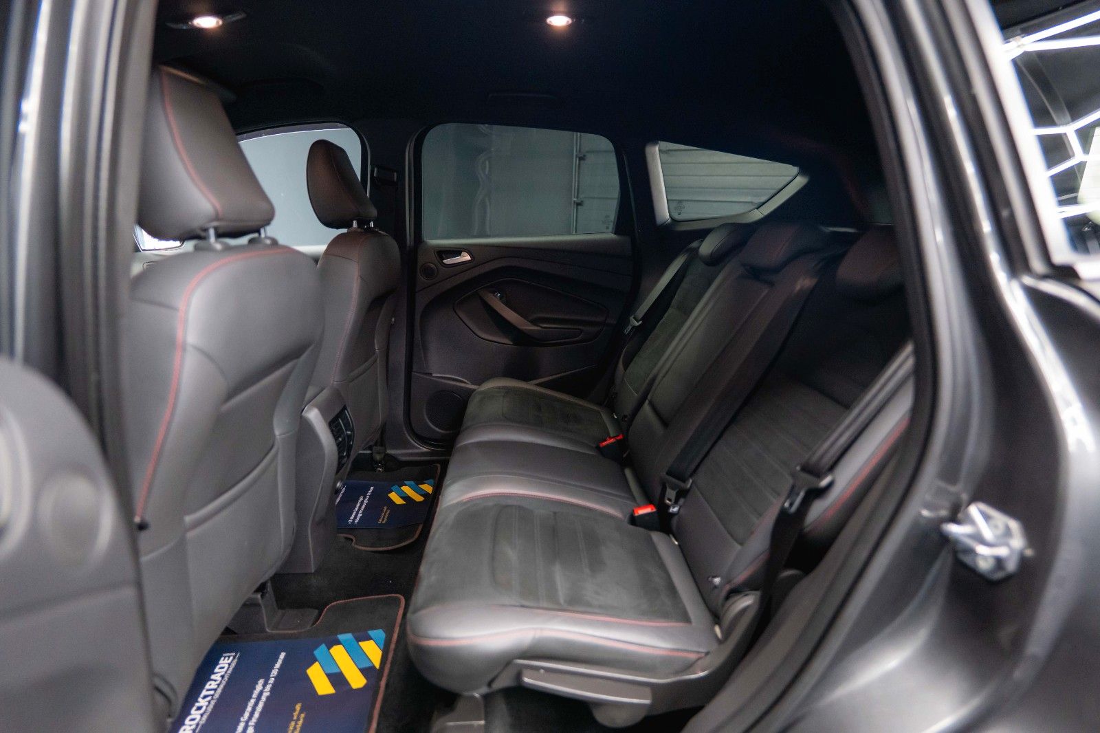 Fahrzeugabbildung Ford Kuga ST-Line 2.0 TDCi 4x4 *LED*Kamera*ACC*DAB*