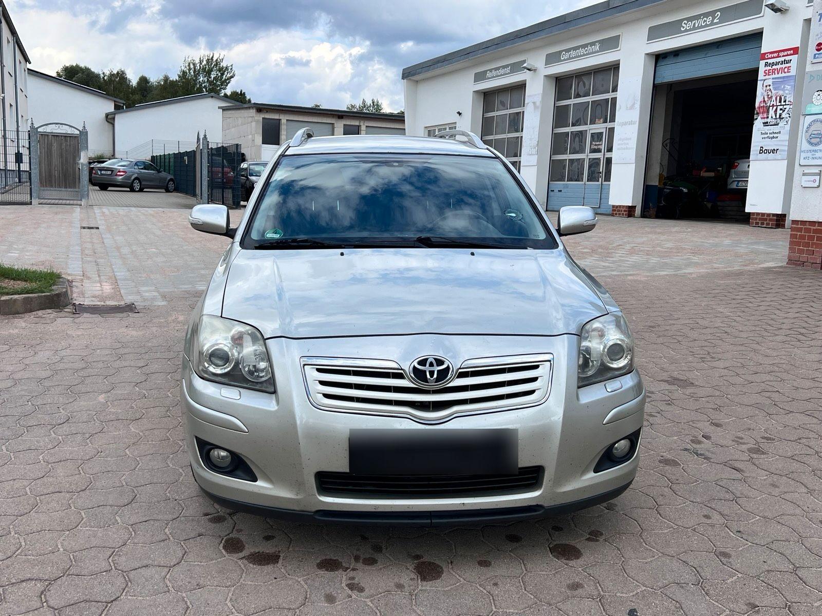 Toyota Avensis, 2009