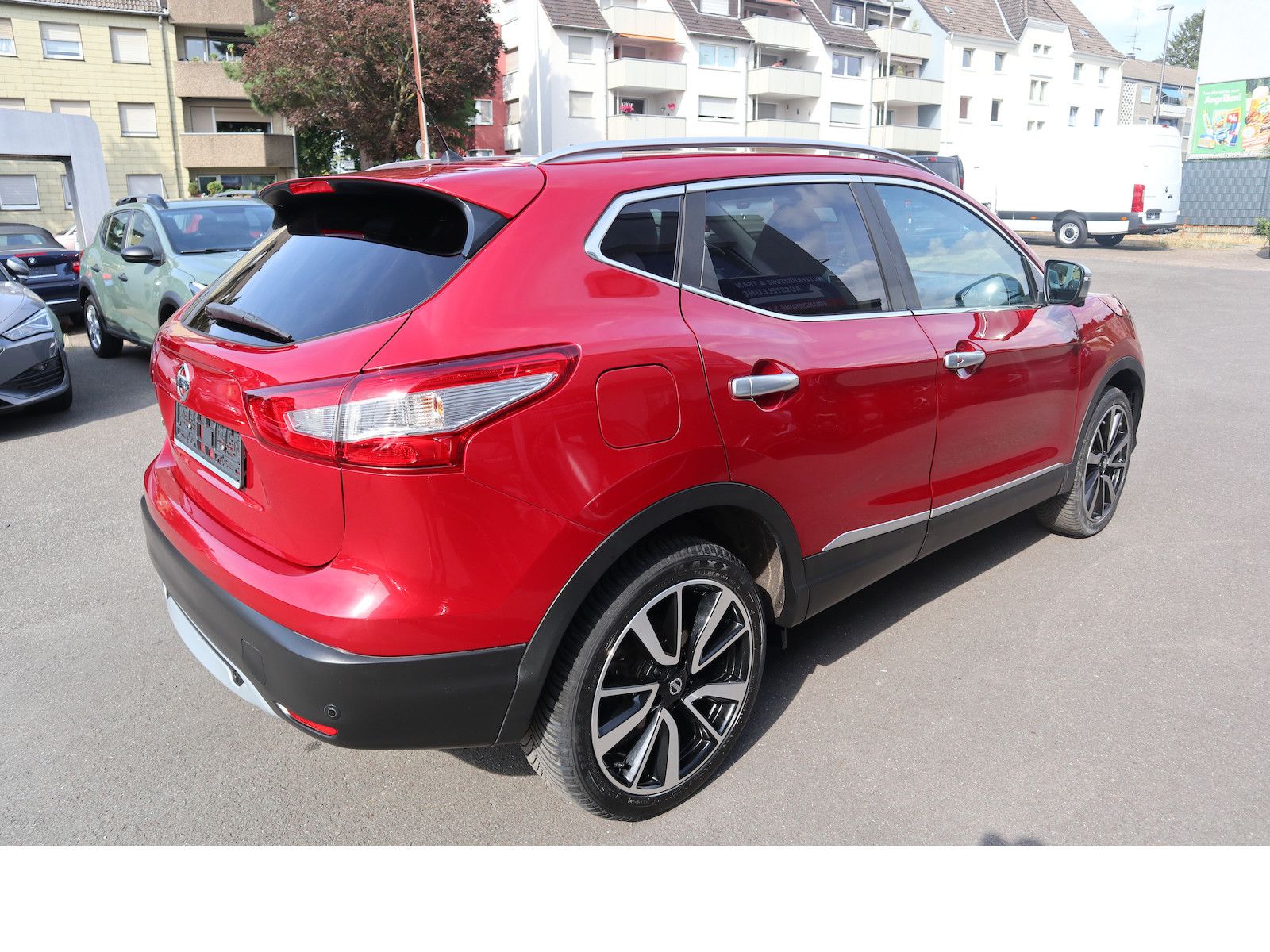 Fahrzeugabbildung Nissan Qashqai Tekna Navi Leder Scheckheftgepflegt